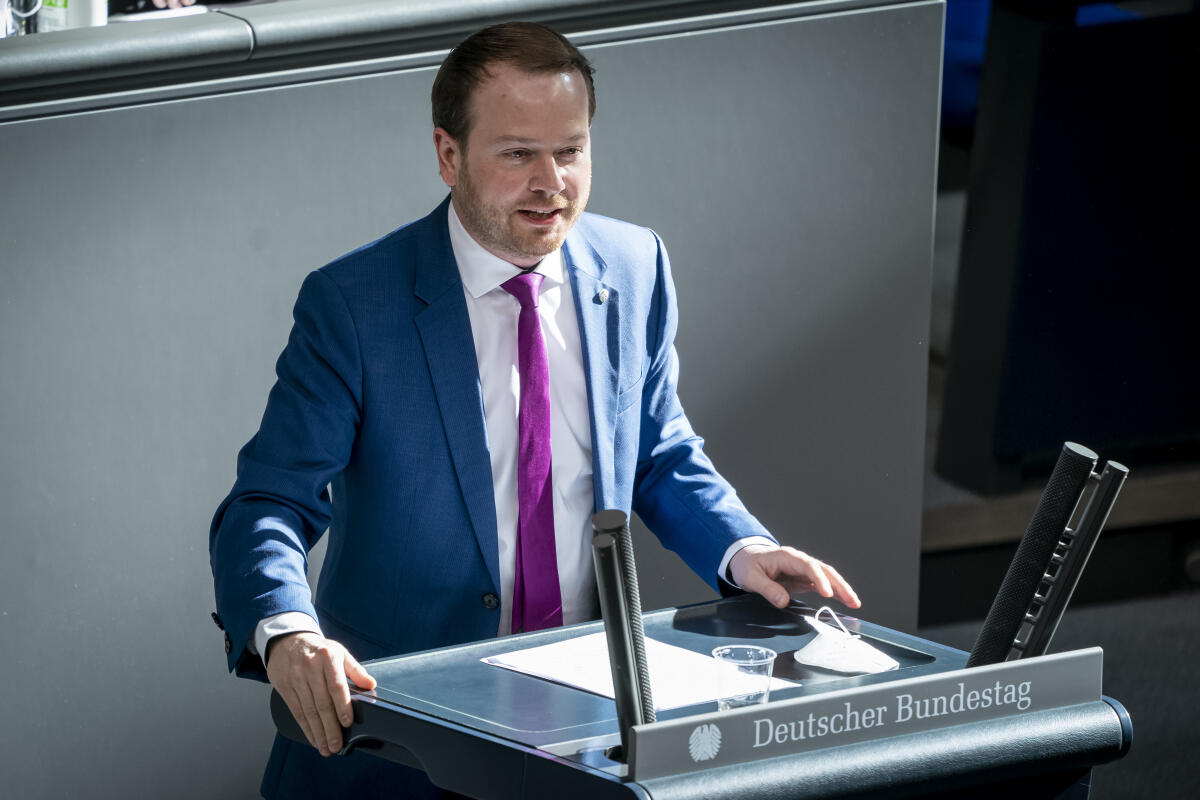 Natterer, Christian Christian Natterer, CDU/CSU, MdB, spricht zu TOP 9 (Arbeitsprogramm 2021 der EU Kommission) während der 212. Sitzung des Deutschen Bundestages.