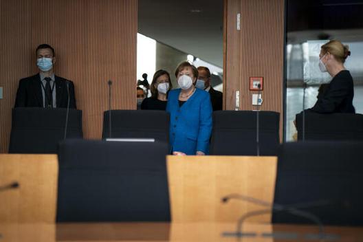Merkel, Angela Paul-Löbe-Haus