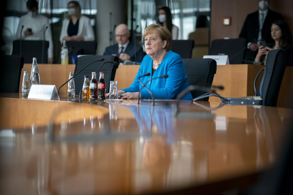 Merkel, Angela Bundeskanzlerin Angela Merkel, CDU/CSU, MdB, vor Beginn einer Zeugenbefragung durch den 3. Untersuchungsausschuss "Wirecard".