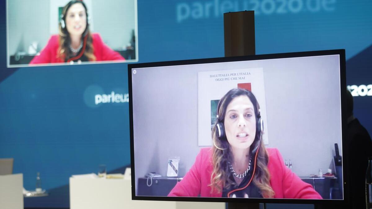 Francesca Bria, Präsidentin des italienischen Nationalen Innovationsfonds, spricht während der Konferenz der Parlamentspräsidentinnen und Parlamentspräsidenten der nationalen Parlamente der EU-Mitgliedstaaten und des Europäischen Parlaments (EU-PPK).; Diese fand coronabedingt als Videokonferenz statt.; Bria, Francesca Francesca Bria, Präsidentin des italienischen Nationalen Innovationsfonds, spricht während der Konferenz der Parlamentspräsidentinnen und Parlamentspräsidenten der nationalen Parlamente der EU-Mitgliedstaaten und des Europäischen Parlaments (EU-PPK).; Diese fand coronabedingt als Videokonferenz statt.;