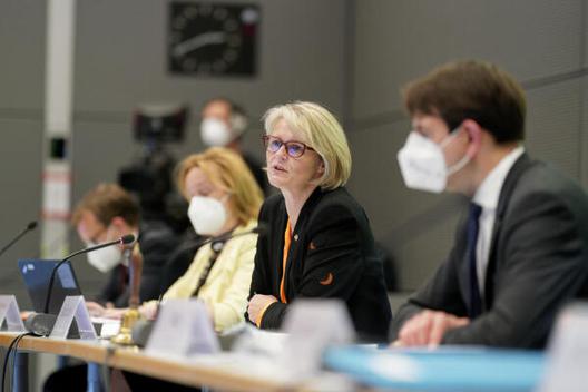 Karliczek, Anja; Jung, Andreas Reichstagsgebäude