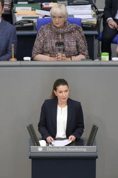 Nordt, Kristina; Roth, Claudia Reichstagsgebäude, Plenarsaal