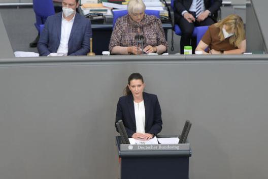 Nordt, Kristina; Roth, Claudia Reichstagsgebäude, Plenarsaal