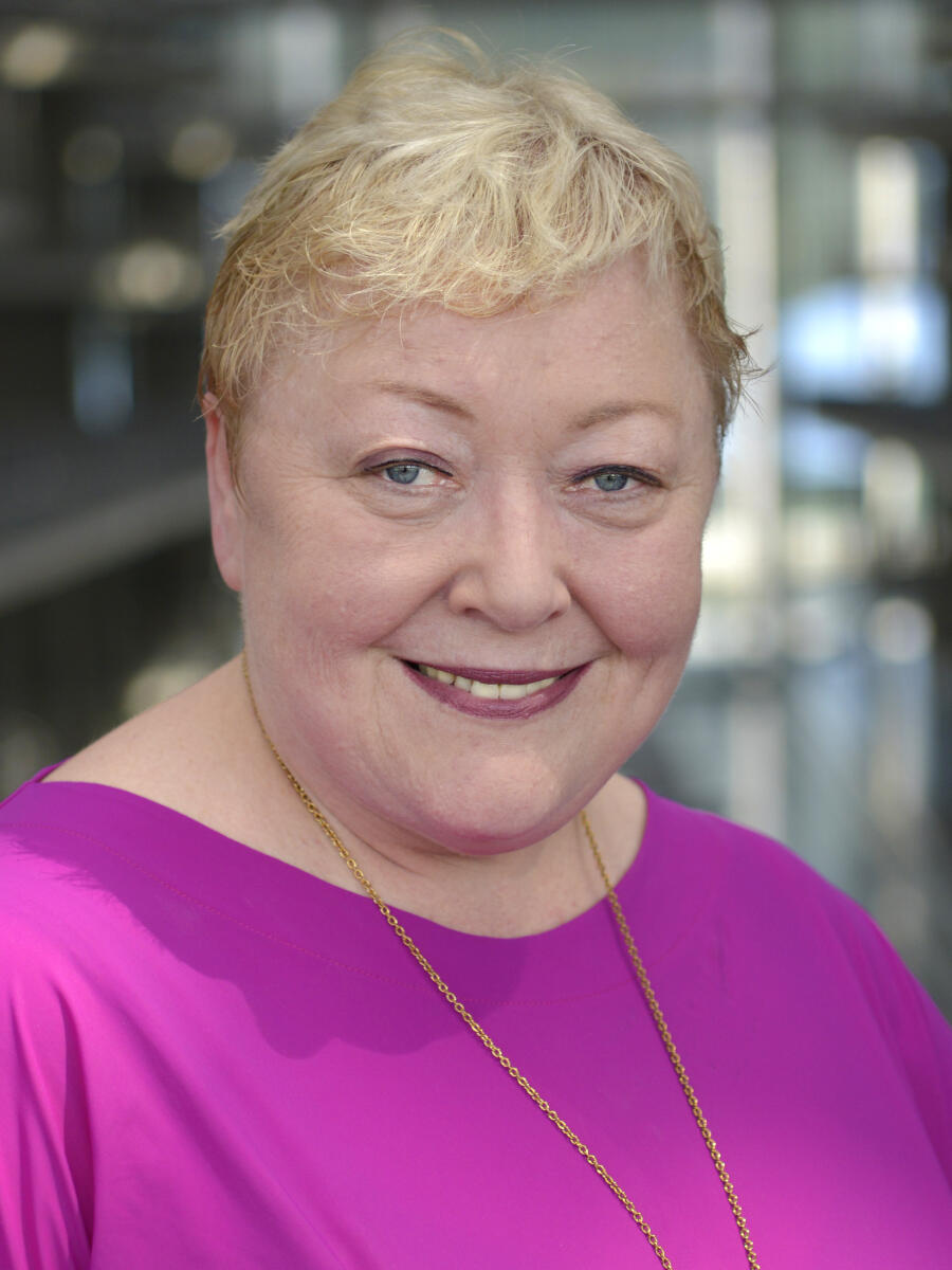 Portrait Evelyn Zupke, Bundesbeauftragte für die Opfer der SED-Diktatur. Zupke, Evelyn Portrait Evelyn Zupke, Bundesbeauftragte für die Opfer der SED-Diktatur.
