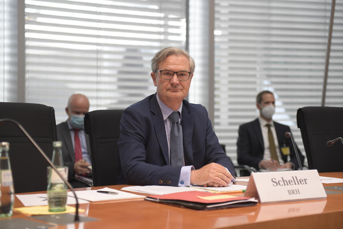 Der Präsident des Bundesrechnungshofes, Kay Scheller, zu Gast im Ausschuss für Wirtschaft und Energie im Deutschen Bundestag. Der Präsident des Bundesrechnungshofes, Kay Scheller, zu Gast im Ausschuss für Wirtschaft und Energie im Deutschen Bundestag.