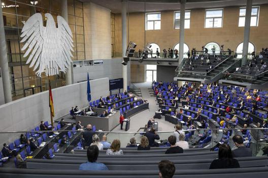 Merkel, Angela Reichstagsgebäude, Plenarsaal