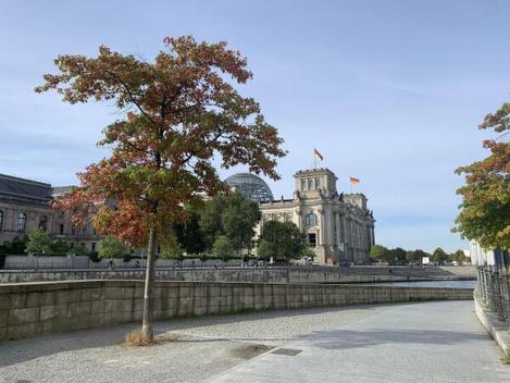 Reichstagsgebäude, Außenansicht