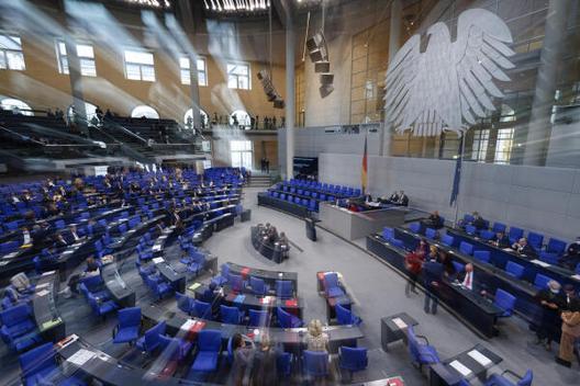  Reichstagsgebäude, Plenarsaal