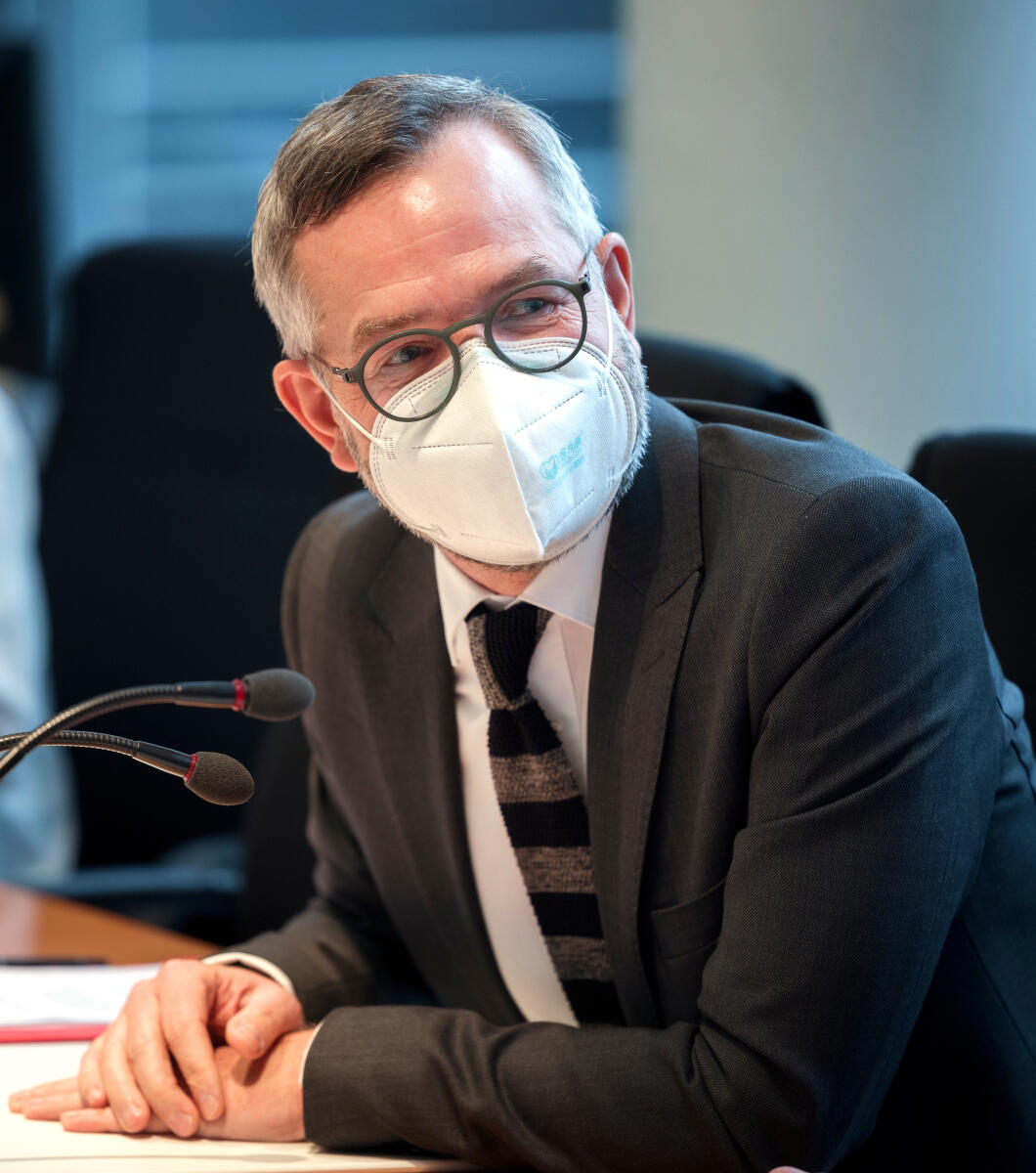 Michael Roth, SPD, MdB, ist Vorsitzender des Auswärtigen Ausschusses. Roth, Michael Michael Roth, SPD, MdB, ist Vorsitzender des Auswärtigen Ausschusses.