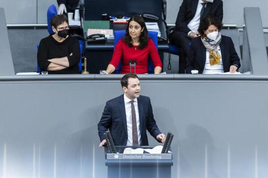 Lenz, Andreas; Özoğuz, Aydan Reichstagsgebäude, Plenarsaal