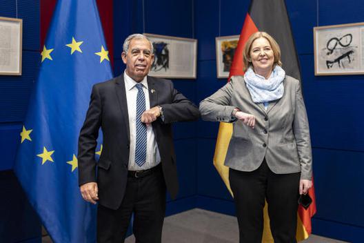 Bas, Bärbel; Levy, Mickey Reichstagsgebäude, Präsidialebene