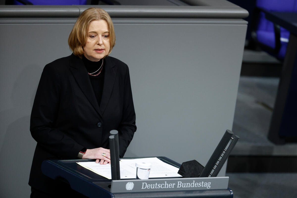 Gedenkstunde des Deutschen Bundestages zum Tag des Gedenkens an die Opfer des Nationalsozialismus: Bundestagspräsidentin Bärbel Bas (im Bild), SPD, MdB, bei ihrer Begrüßungsansprache. Bas, Bärbel Gedenkstunde des Deutschen Bundestages zum Tag des Gedenkens an die Opfer des Nationalsozialismus: Bundestagspräsidentin Bärbel Bas (im Bild), SPD, MdB, bei ihrer Begrüßungsansprache.