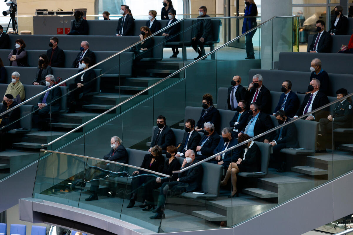 Gedenkstunde des Deutschen Bundestages zum Tag des Gedenkens an die Opfer des Nationalsozialismus: Blick auf die Ehrentribüne. Gedenkstunde des Deutschen Bundestages zum Tag des Gedenkens an die Opfer des Nationalsozialismus: Blick auf die Ehrentribüne.