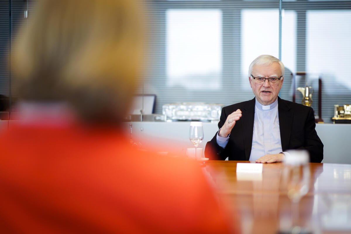 Bundestagspräsidentin Bärbel Bas, SPD, MdB, empfängt Erzbischof Dr. Heiner Koch (im Bild) zu seinem Antrittsbesuch. Bundestagspräsidentin Bärbel Bas, SPD, MdB, empfängt Erzbischof Dr. Heiner Koch (im Bild) zu seinem Antrittsbesuch.