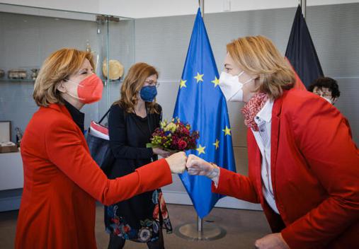 Bas, Bärbel; Dreyer, Malu Reichstagsgebäude, Empfangsraum
