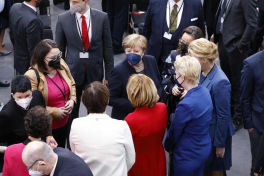 Merkel, Angela Paul-Löbe-Haus
