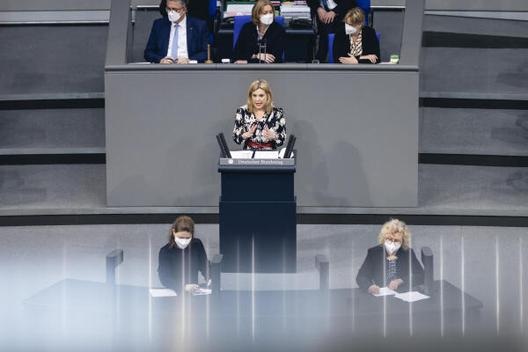 Schamber, Rebecca Reichstagsgebäude, Plenarsaal