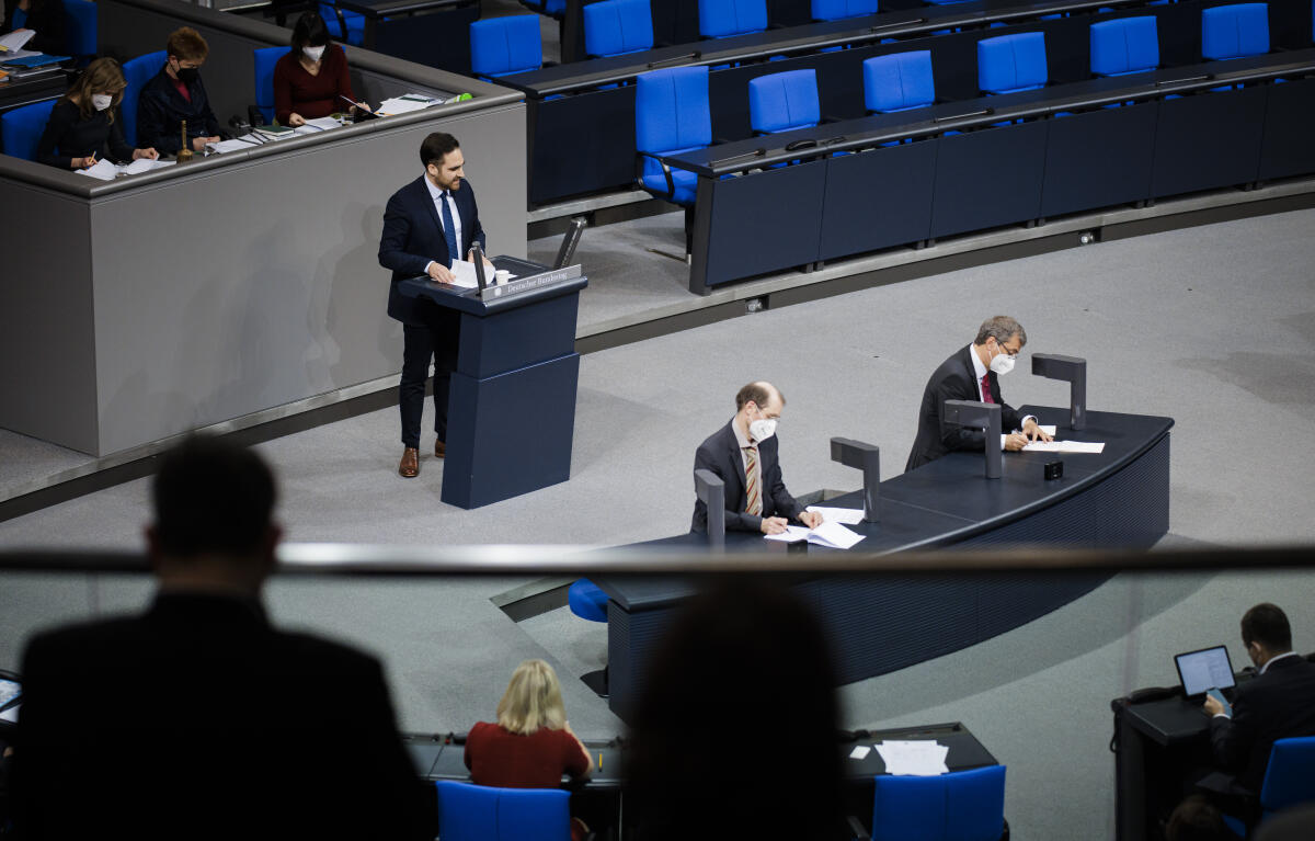 Mörseburg, Maximilian Maximilian Mörseburg, CDU/CSU, MdB, hält eine Rede zu TOP 13 „Medien- und Kommunikationsbericht 2021“ im Plenum.