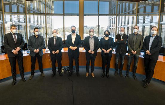 Gehring, Kai; Becker, Holger; Rohwer, Lars; Kraft, Laura; Seiter, Stephan; Kaufmann, Michael; Lenkert, Ralph; Grunwald, Armin; Sauter, Arnold Paul-Löbe-Haus, Sitzungssaal