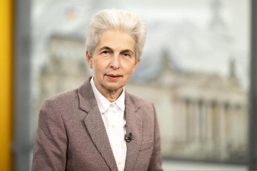 Strack-Zimmermann, Marie-Agnes 