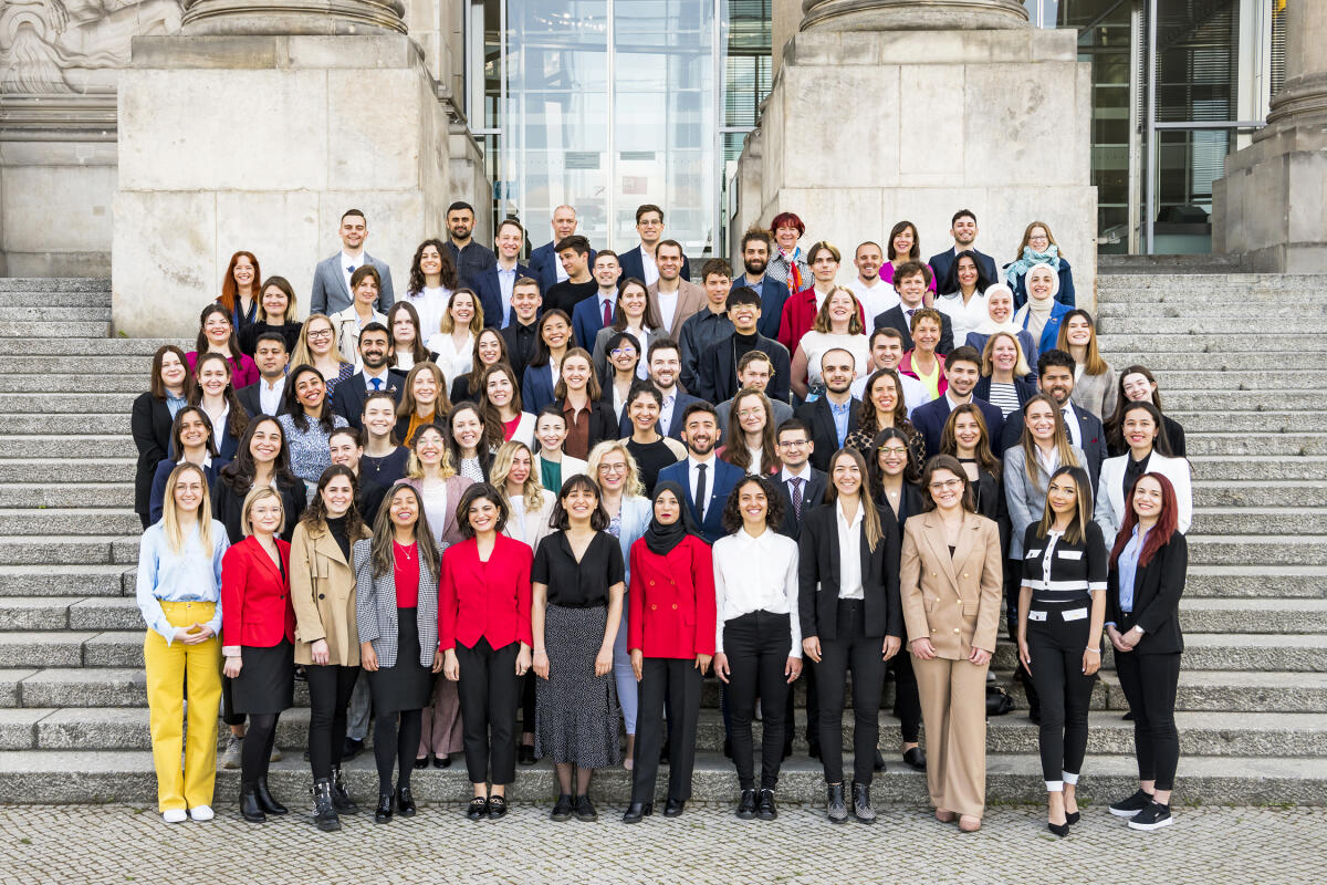 Gruppenfoto mit den Teilnehmern bzw. den Stipendiaten des Internationalen Parlamentsstipendiums des Deutschen Bundestages, IPS Gruppenfoto mit den Teilnehmern bzw. den Stipendiaten des Internationalen Parlamentsstipendiums des Deutschen Bundestages, IPS