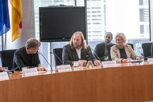 Hofreiter, Anton; Lambrecht, Christine; Habeck, Robert Paul-Löbe-Haus, Sitzungssaal