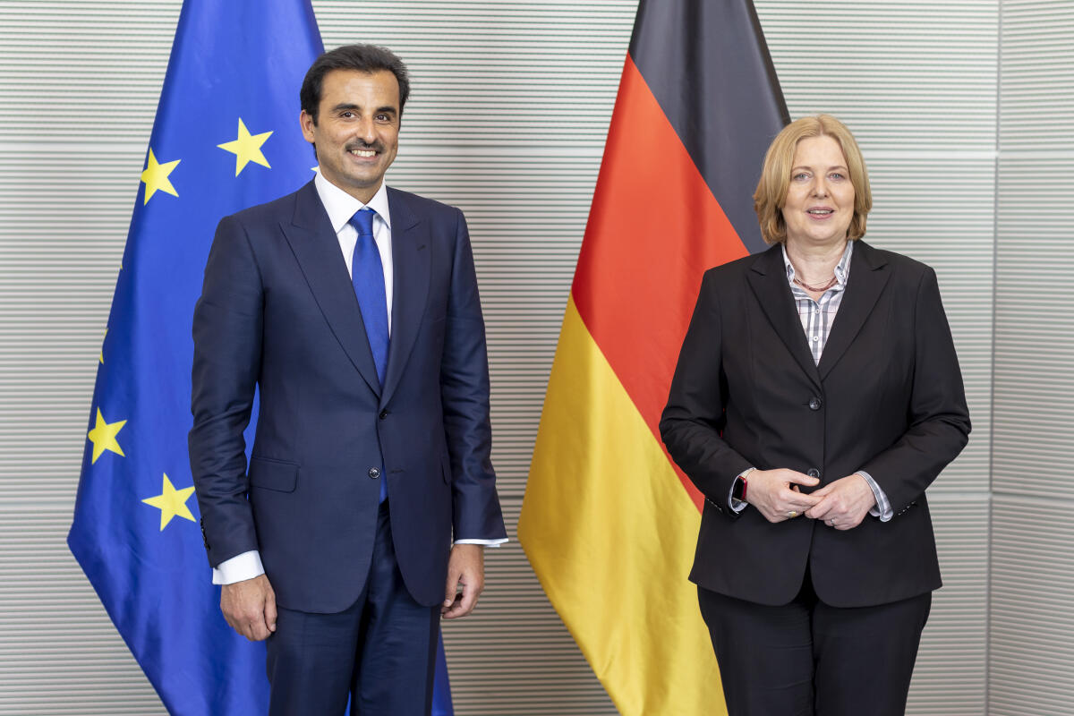 Bas, Bärbel; Bin Hamad Al Thani, Scheich Tamim Bundestagspräsidentin Bärbel Bas (r), SPD, MdB, empfängt den Emir des Staates Katar, S. H. Scheich Tamim Bin Hamad Al Thani (l), zu einem Gespräch.