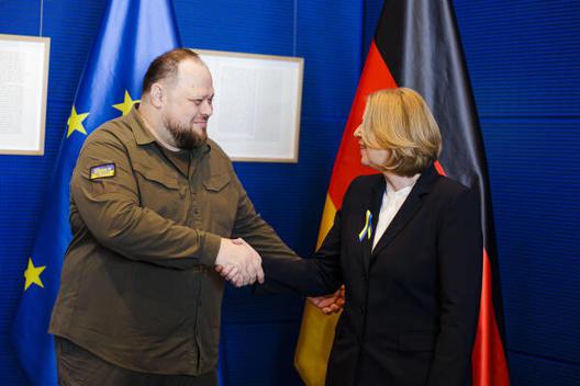 Bas, Bärbel; Stefantschuk, Ruslan Reichstagsgebäude