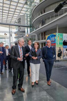 Magwas, Yvonne; Grosse-Brömer, Michael; Loos, Bernhard; Karlsch, Rainer Paul-Löbe-Haus, Innenansicht