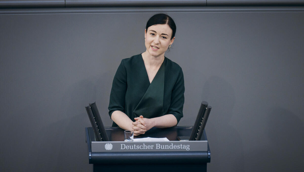 Piechotta, Paula Dr. Paula Piechotta, Bündnis 90/Die Grünen, MdB, hält Rede zu TOP IV "Schlussrunde Haushalt 2022" im Plenum.