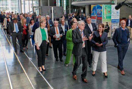Magwas, Yvonne; Karlsch, Rainer; Loos, Bernhard Paul-Löbe-Haus, Innenansicht