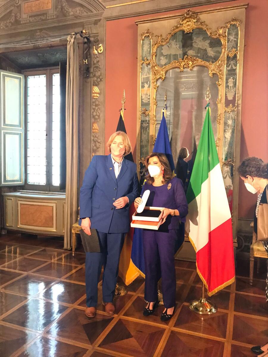 Bas, Bärbel; Casellati, Maria Elisabetta Alberti Bundestagspräsidentin Bärbel Bas (l), SPD, MdB, reist zum Antrittsbesuch nach Rom. Hier mit der Präsidentin des Senats der italienischen Republik, Maria Elisabetta Alberti Casellati (r).