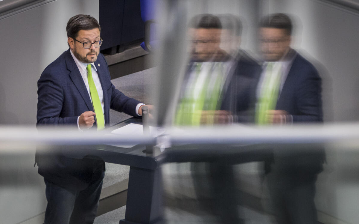 Rohwer, Lars Lars Rohwer, CDU/CSU, MdB, hält eine Rede zu ZP 5,6 „Innovationsschub für Ostdeutschland“ im Plenum.