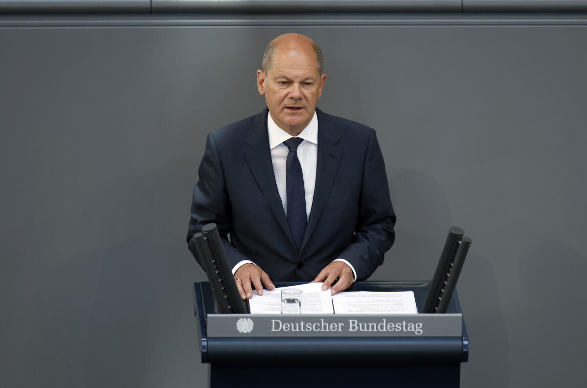 Scholz, Olaf Regierungserklärung von Olaf Scholz, SPD, Bundeskanzler, im Bundestag. 22.06.2022