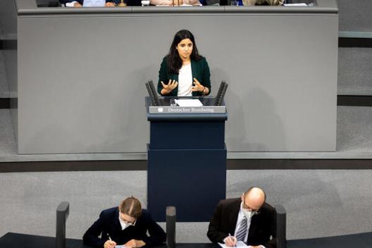 Khan, Misbah Reichstagsgebäude, Plenarsaal