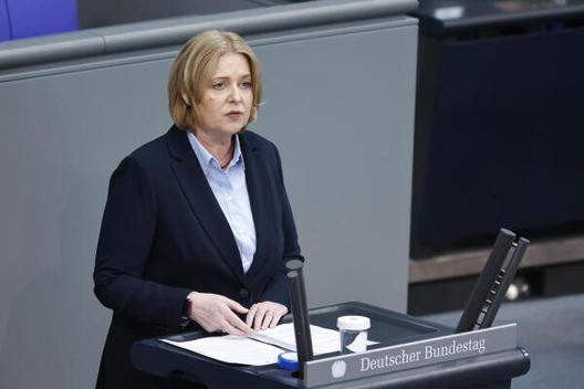 Bas, Bärbel Reichstagsgebäude, Plenarsaal