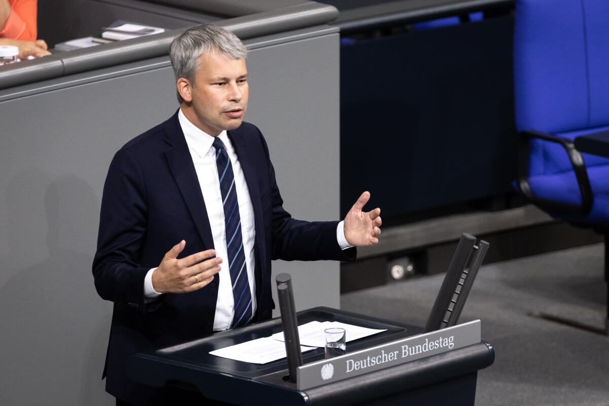 Bilger, Steffen Steffen Bilger, CDU/CSU, MdB, hält eine Rede zu TOP 1 Epl. 10 „Ernährung und Landwirtschaft“ im Plenum.