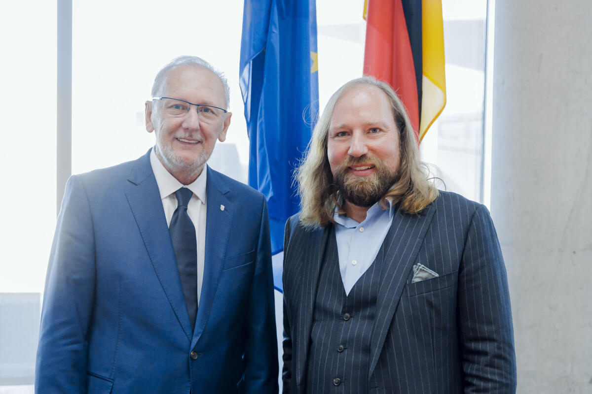 Hofreiter, Anton Innenminister und stellvertretender Ministerpräsident der Republik Kroatien, Dr. Davor Božinović (l), zu Gast im Ausschuss für die Angelegenheiten der Europäischen Union unter Leitung des Vorsitzenden Dr. Anton Hofreiter (r), Bündnis 90/Die Grünen, MdB. 