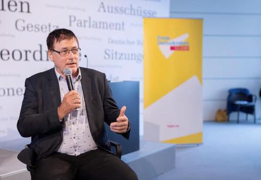 Ullrich, Gerald Keine Bundestagsliegenschaft