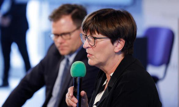 Esken, Saskia; Schneider, Carsten Keine Bundestagsliegenschaft