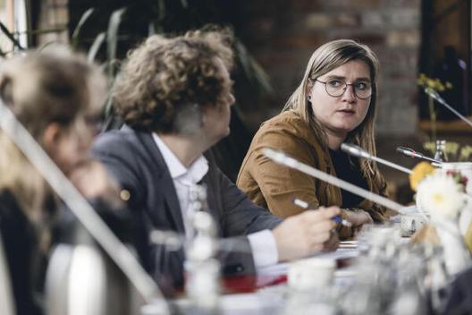 Latendorf, Ina; Kassautzki, Anna; Malottki, Erik von Keine Bundestagsliegenschaft