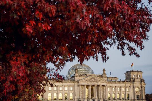  Reichstagsgebäude, Außenansicht
