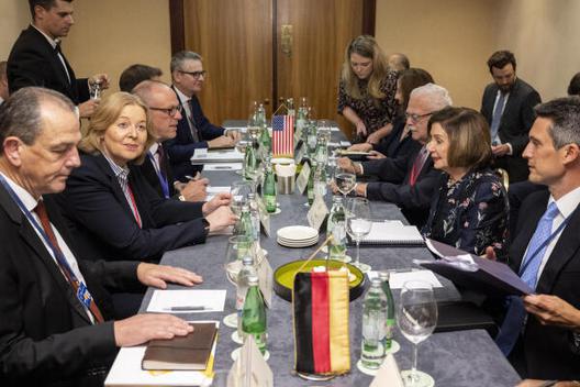 Bas, Bärbel; Pelosi, Nancy 