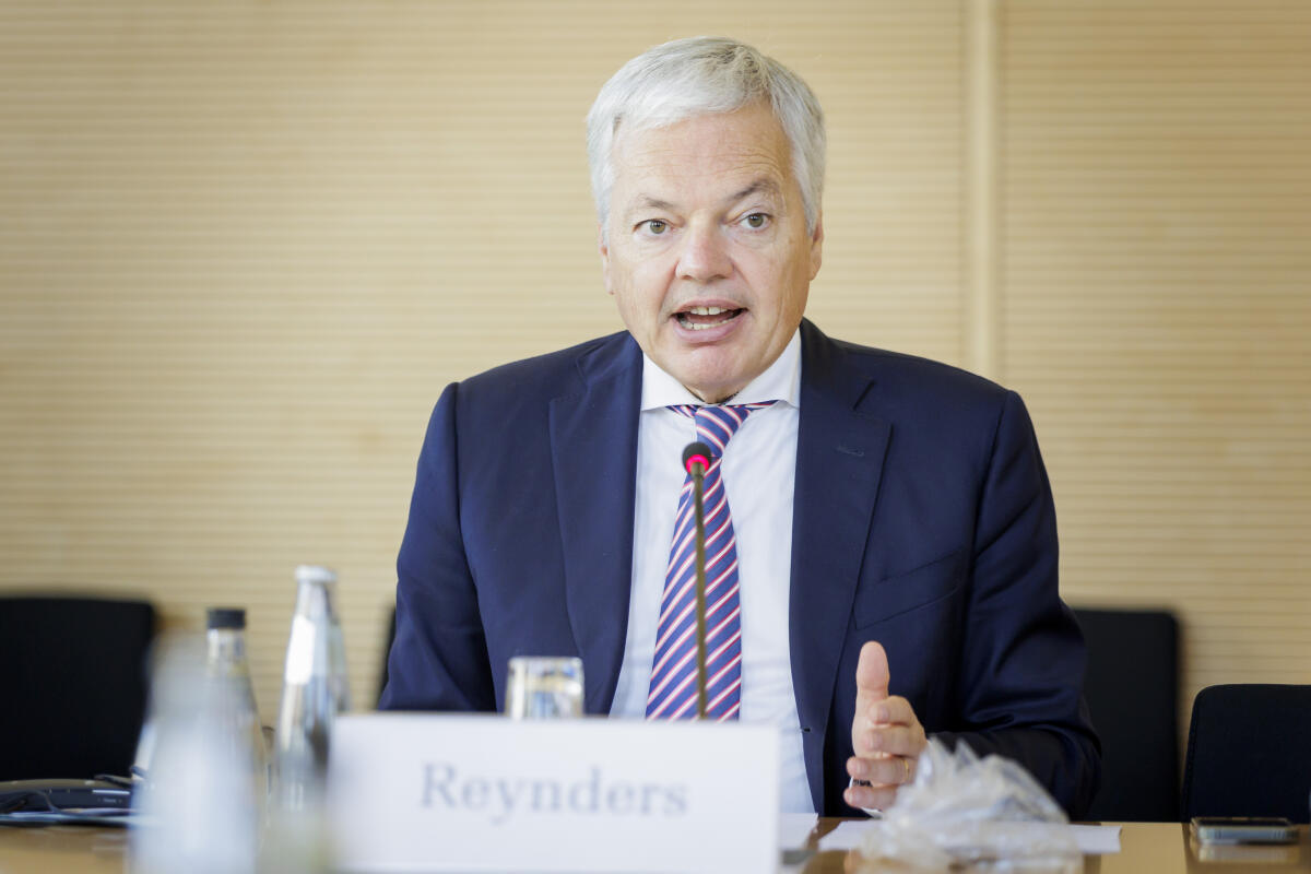 Gespräch des Ausschusses für die Angelegenheiten der Europäischen Union und des Rechtsausschusses mit dem EU-Kommissar für Justiz, Didier Reynders (im Bild). Gespräch des Ausschusses für die Angelegenheiten der Europäischen Union und des Rechtsausschusses mit dem EU-Kommissar für Justiz, Didier Reynders (im Bild).