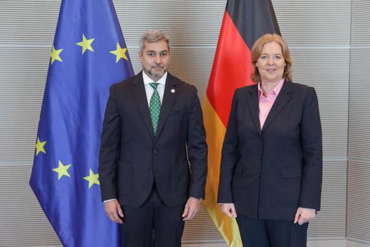 Bas, Bärbel Reichstagsgebäude, Empfangsraum
