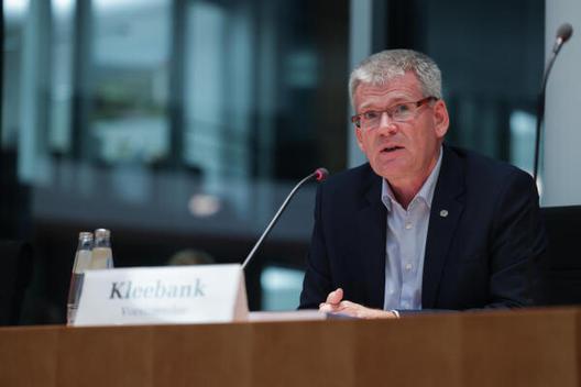 Kleebank, Helmut Paul-Löbe-Haus, Sitzungssaal