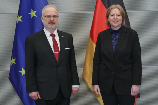 Bas, Bärbel Reichstagsgebäude, Empfangsraum