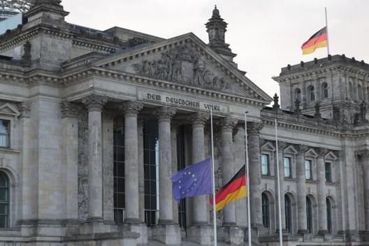  Reichstagsgebäude, Außenansicht