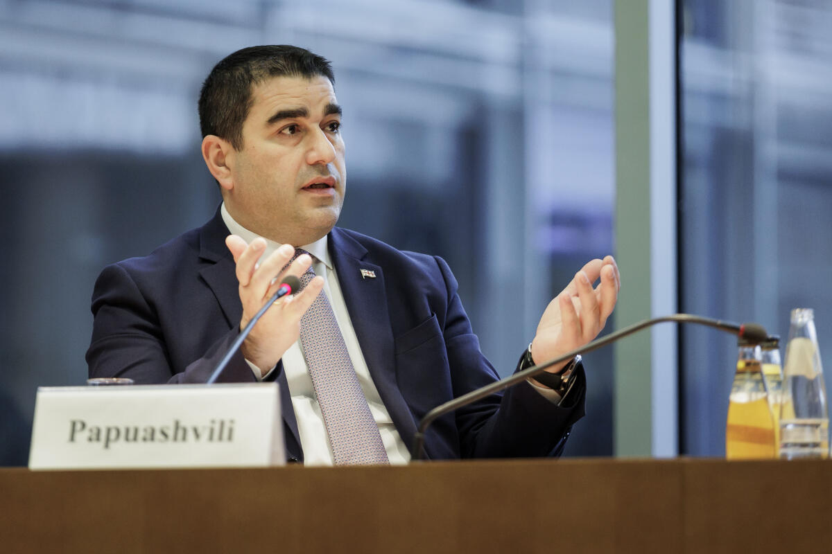 Der Präsident des Parlaments von Georgien, Shalva Papuashvili (im Bild), zu Gast im Ausschuss für Menschenrechte und humanitäre Hilfe. Der Präsident des Parlaments von Georgien, Shalva Papuashvili (im Bild), zu Gast im Ausschuss für Menschenrechte und humanitäre Hilfe.