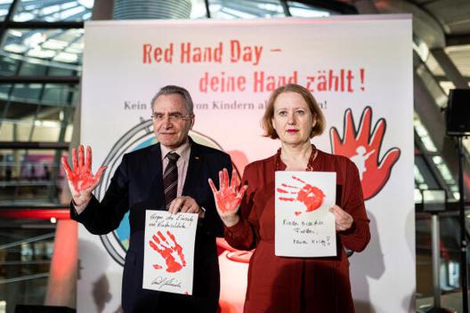 Paus, Lisa; Lehrieder, Paul Reichstagsgebäude, Fraktionsebene